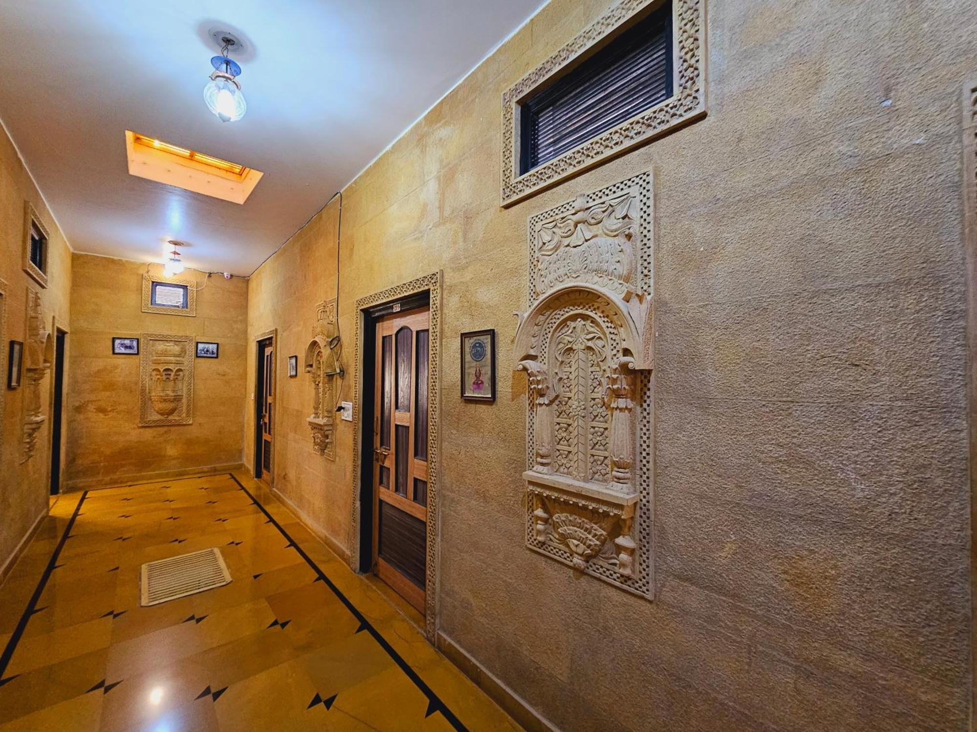 Hotel Royal Haveli Jaisalmer Esterno foto
