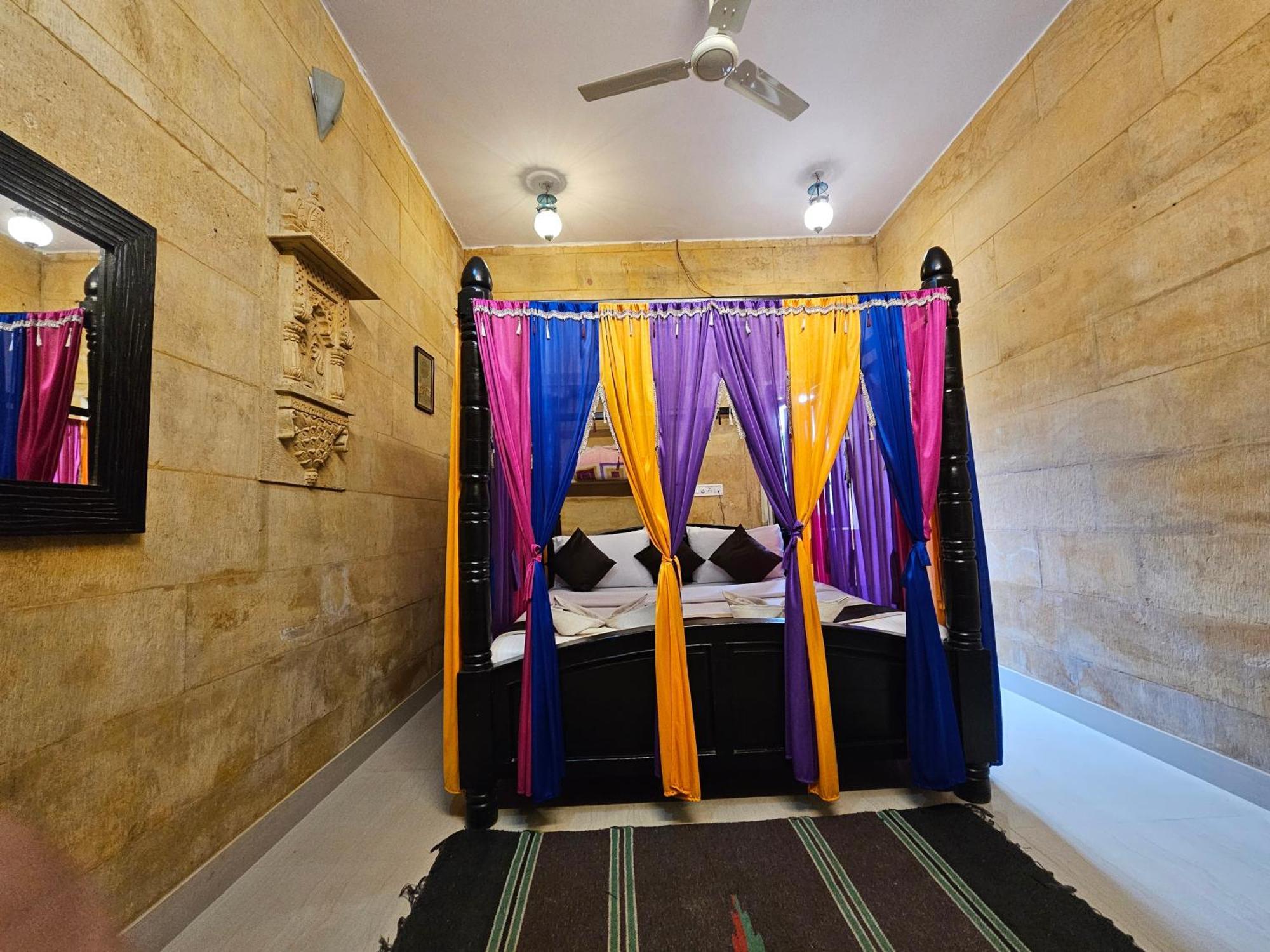 Hotel Royal Haveli Jaisalmer Esterno foto