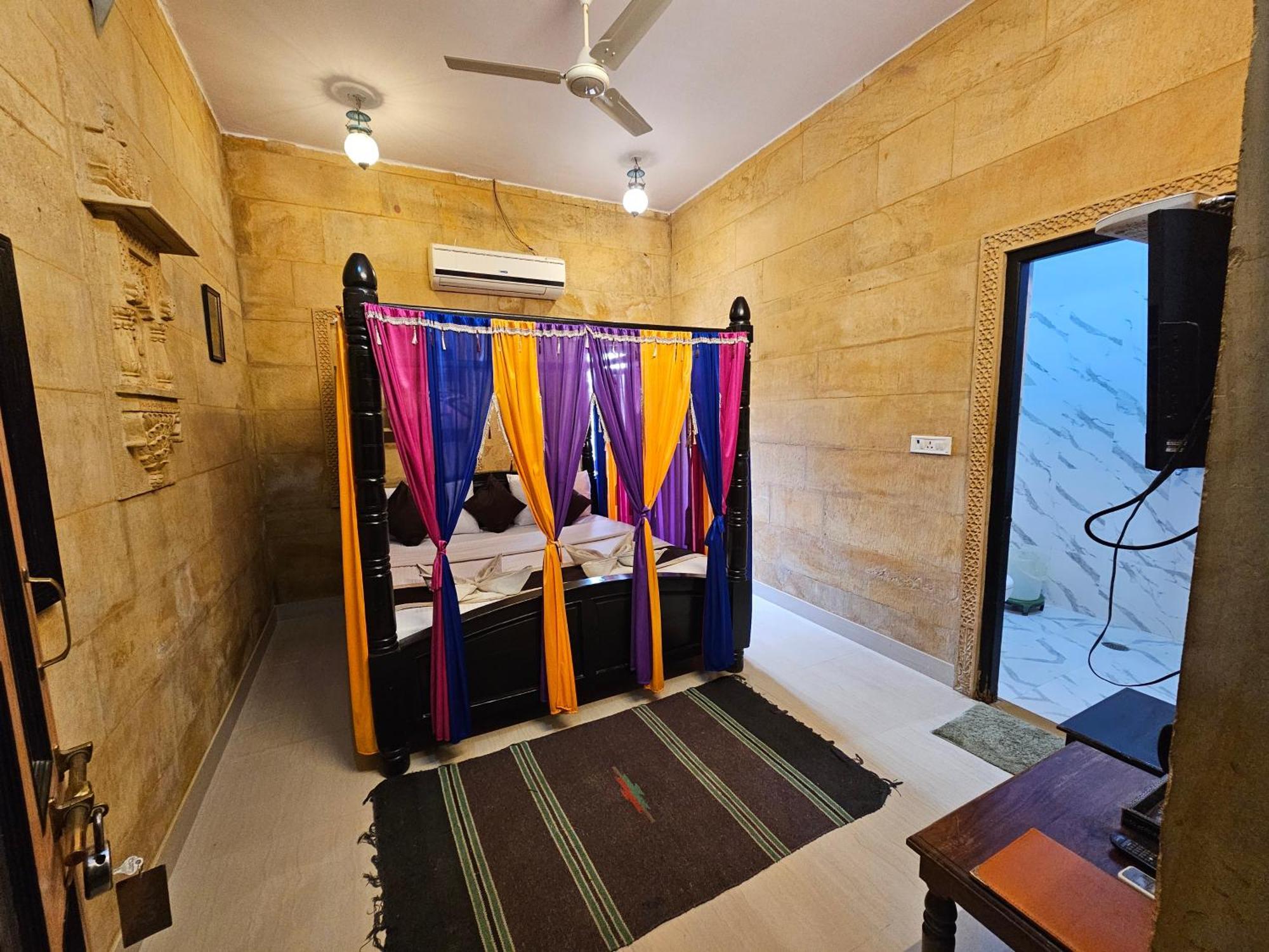 Hotel Royal Haveli Jaisalmer Esterno foto