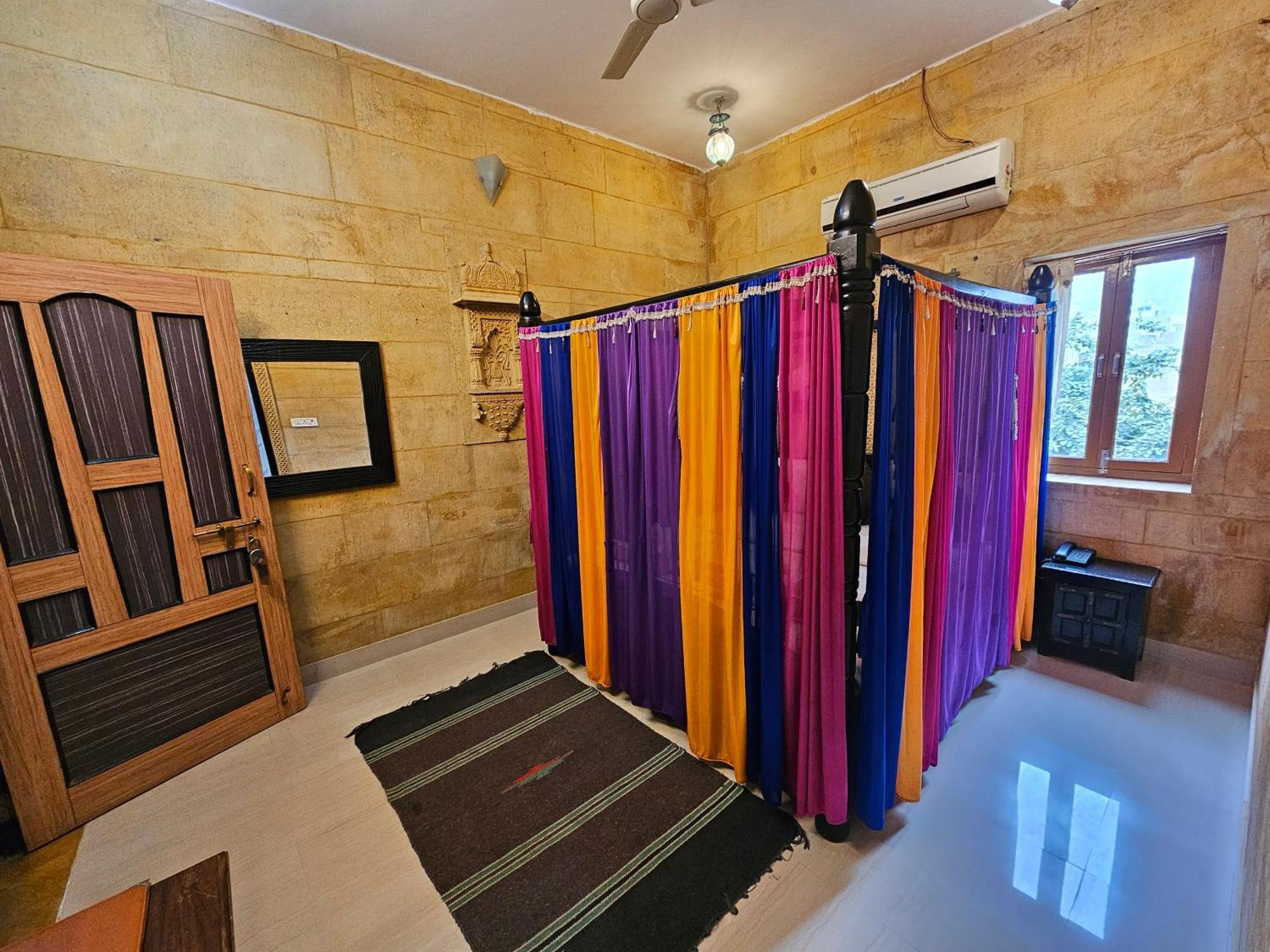 Hotel Royal Haveli Jaisalmer Esterno foto